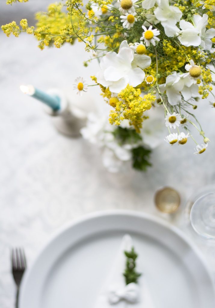 Spring table setting